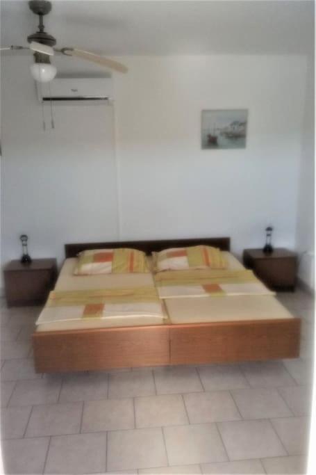 Ferienhaus Am Wasser - Kuca Rio - Iberische Finca In Dalmatien 比利切 外观 照片